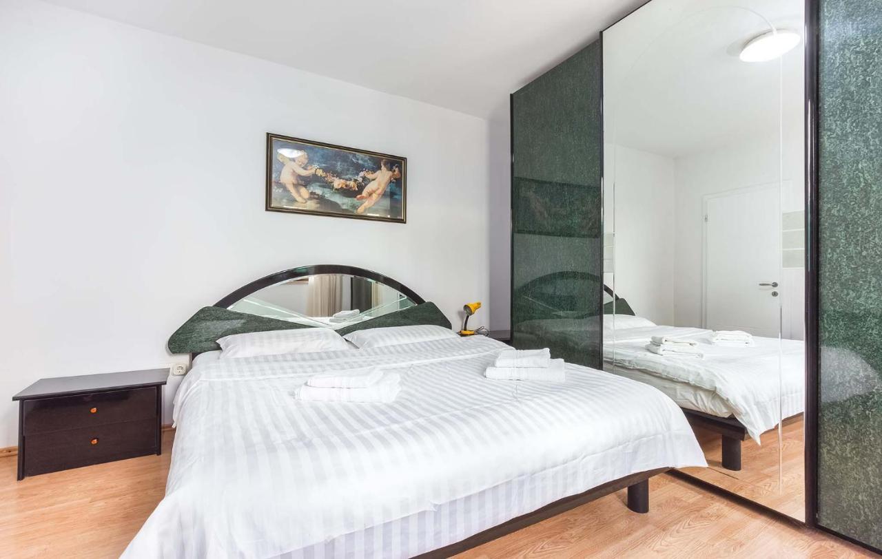 Rino Apartment Porec Exterior photo