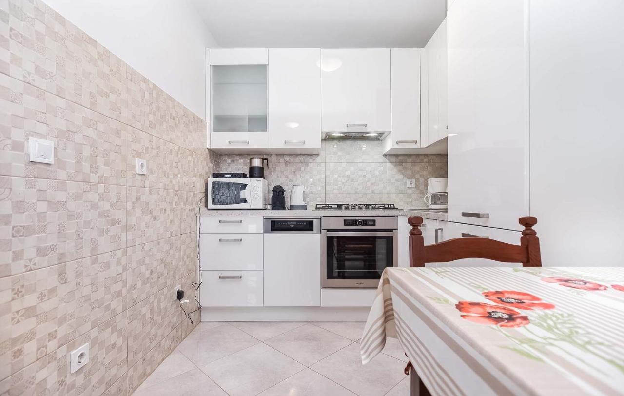 Rino Apartment Porec Exterior photo
