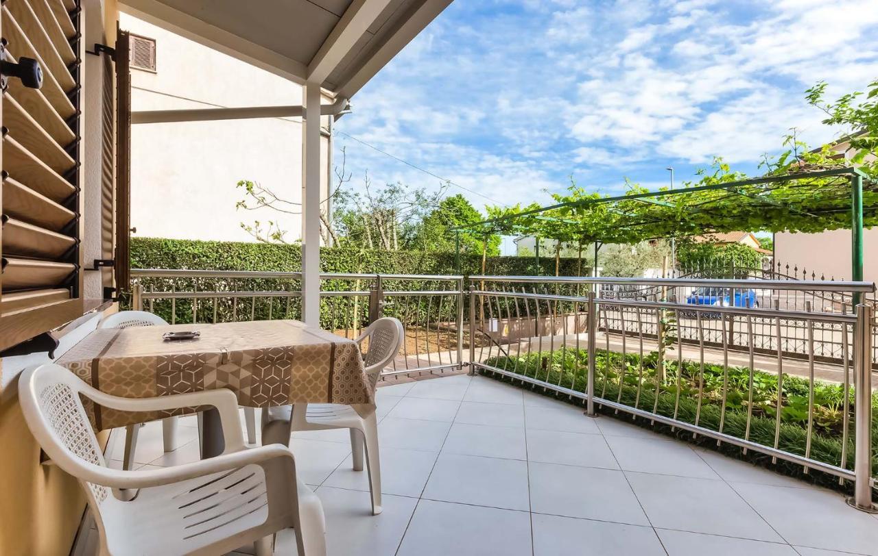 Rino Apartment Porec Exterior photo